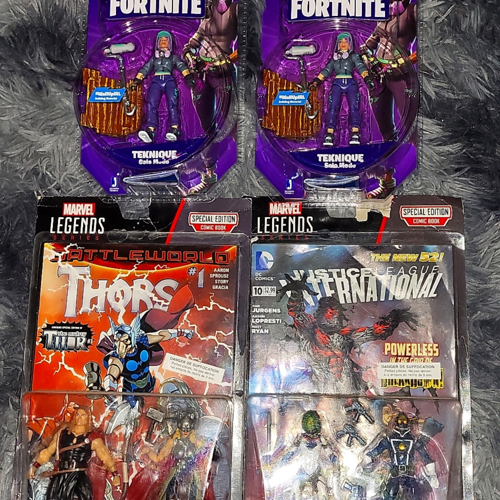 Figures (2 packs) & Fortnite figures × 2